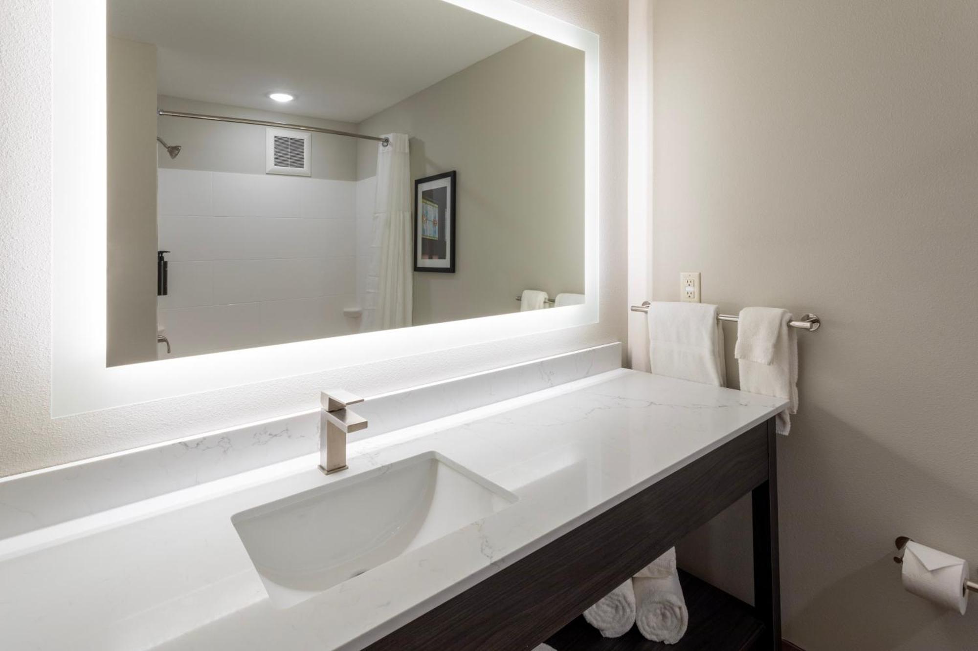 Grandstay Hotel & Suites Johnston-Des Moines, Ia Kültér fotó